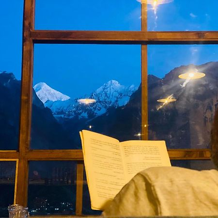 Backpackers Stories By Old Hunza Inn Karimabad  Bagian luar foto