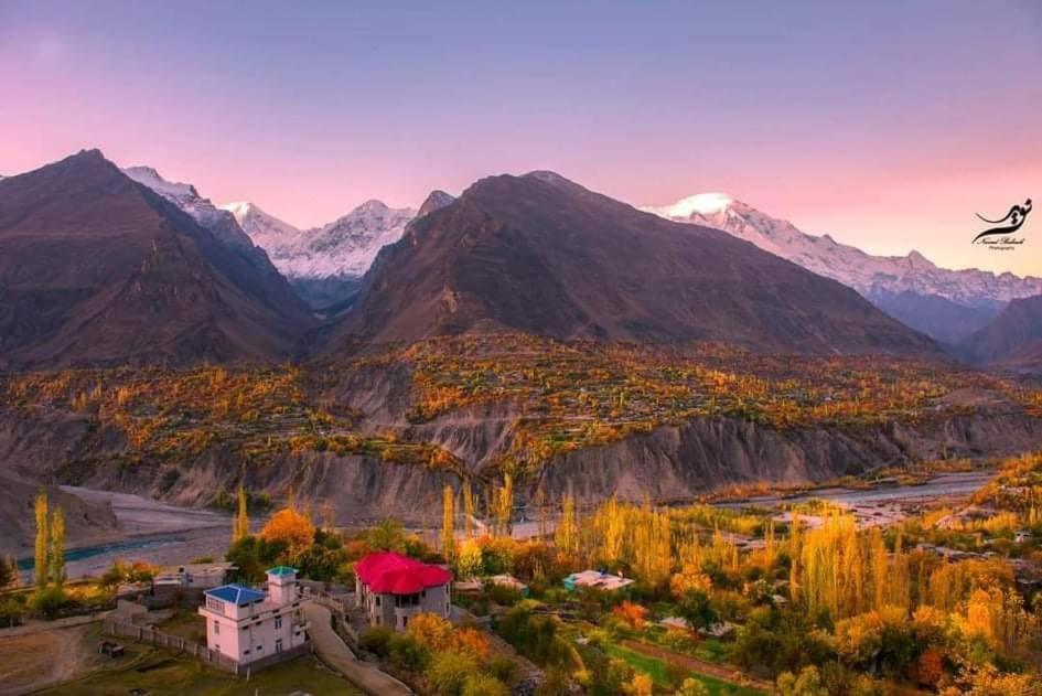 Backpackers Stories By Old Hunza Inn Karimabad  Bagian luar foto