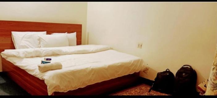 Backpackers Stories By Old Hunza Inn Karimabad  Bagian luar foto