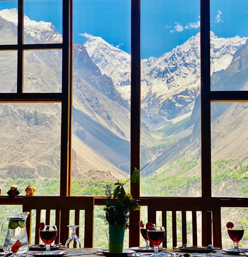 Backpackers Stories By Old Hunza Inn Karimabad  Bagian luar foto